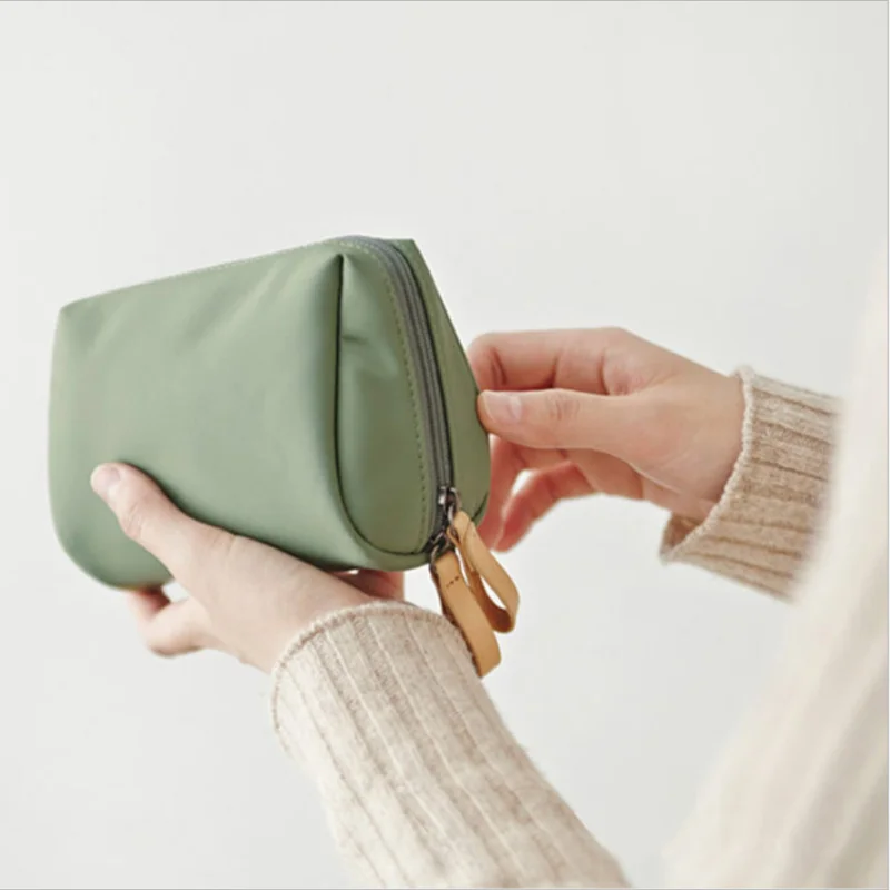 New Simple Women Cosmetic Bag  - Luxury Skincare Organizer ulasan dan harga